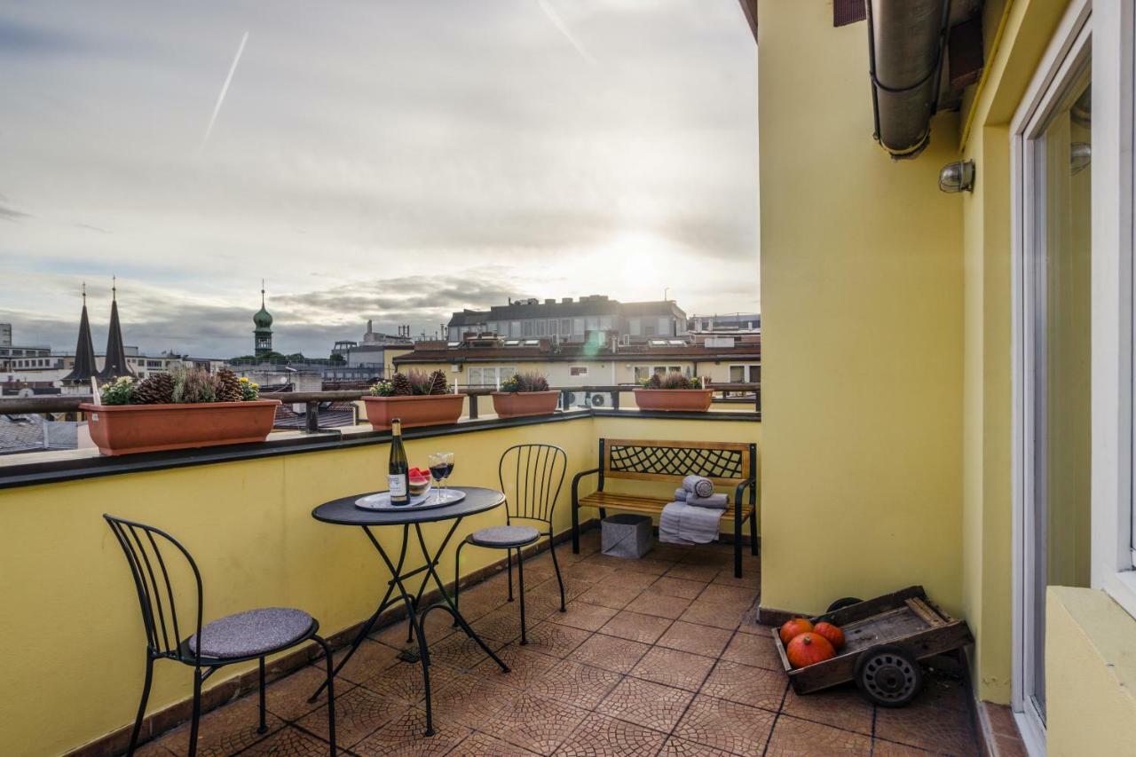 Prague 1 Sunny Apt With Terrace By Michal&Friends Apartment Exterior photo